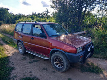 Prodám Nissan Terrano II 2.7 TD, 74 kW, r.v. 1996 – 7 míst