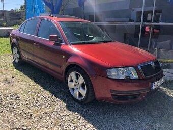 Superb 2.5 TDI 114kw automat - 1