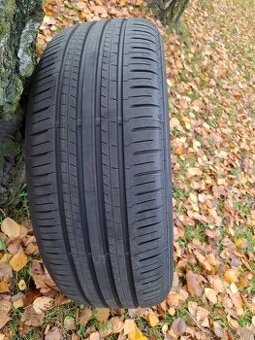 Sada nových letních pneu Falken R18