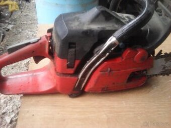 Prodám pilu Jonsered