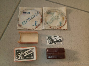 Kalafuna a struny z půdy - PLATÍ do SMAZÁNÍ