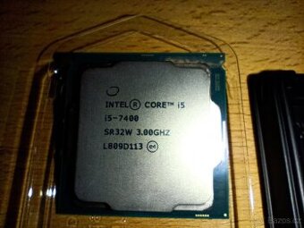 CPU Intel Core i5-7400 + chladič + pasta, socket 1151