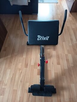 Posilovací stroj crivit