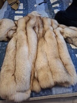 Kožich ze stříbrné lišky