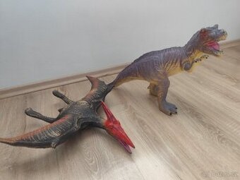 T-Rex a Pterodaktyl
