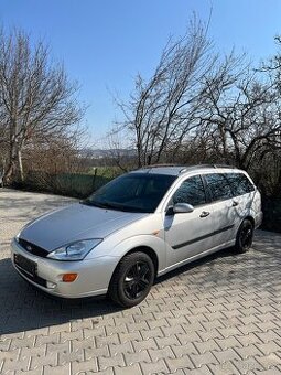 Ford Focus, 1.6i, Manuál, CHIA, 2 Sady kol