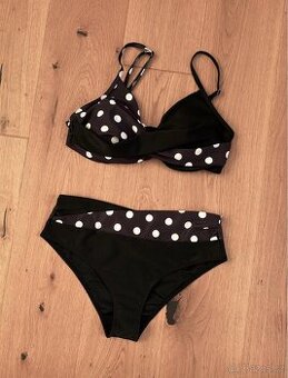 Dámské puntíkové plavky