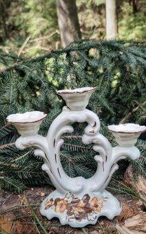 Elegantní vintage porcelánový svícen – trojramenný