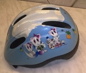Dětská cyklistická helma a rukavice