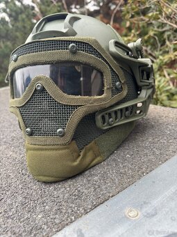 Taktická airsoftová helma OD Green s odnímatelnou síťkou