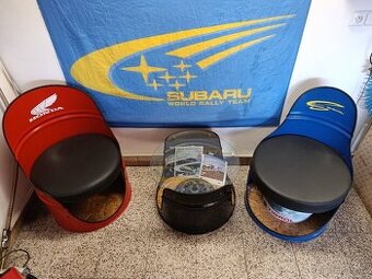 Garažový nábytek ze sudu Subaru Honda