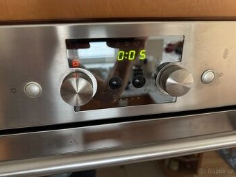 Vestavná miirolnná trouba s grilem Whirlpool AMW 545 SLEVA