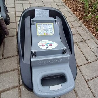 Maxi Cosi vajicko s isofix zakladnou