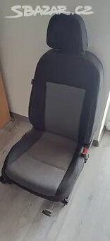 VW Golf VII sedačka pravá s airbagem
