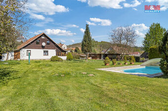 Prodej rodinného domu 5+kk, pozemek 1802 m², Nezabudice
