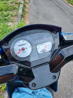 Capirelli Maximus 125