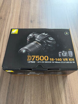 Nikon D7500 18-140 VR kit, zánovní v záruce - 1