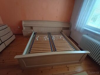 Manželská postel