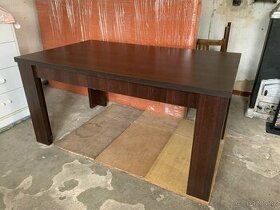 Jídelní stůl š.150cm, h.90cm, v.76cm