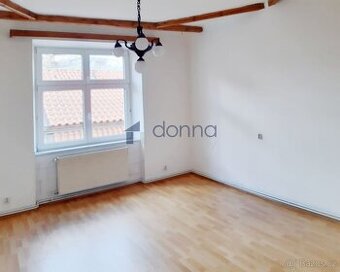 Pronájem bytu 2+1, 58m2, centrum Prahy, ul. U Obecního dvora