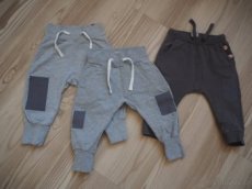 Lindex tepláčky na donošení 3 ks - vel. 74 a 80