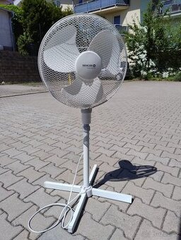 Ventilátor stojanový