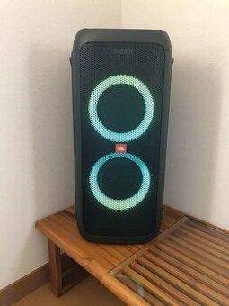 Prodám JBL Partybox 300
