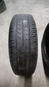 Letni pneu 175/65/15