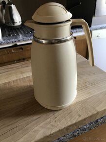 Termosk,hrnky,dzban,hlin. nádob,prk. na ryby, mosaz.květináč