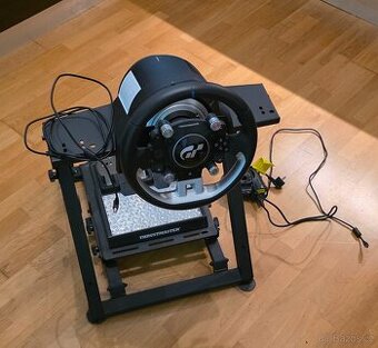 Thrustmaster T-GT II, T-CLM pedály a NLR WheelStand 2.0
