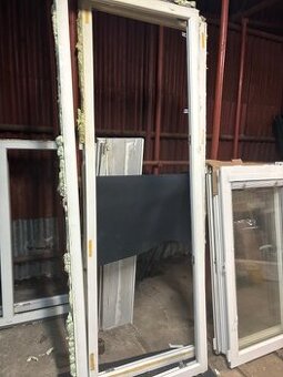 Plastové balkónové dveře