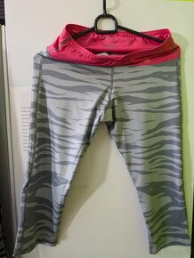 Dámské elastické krátké 3/4 legíny - 7 stylů