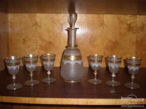 nádherná karafa + 6 štamprlátek, NEPOŠKOZENO