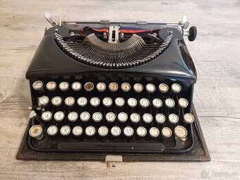 Psací stroj