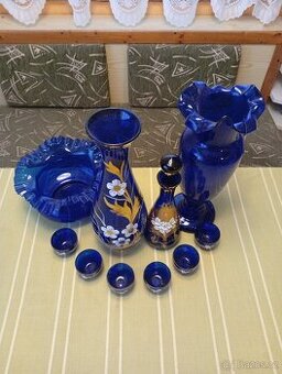 Prodám sadu kobaltoveho skla