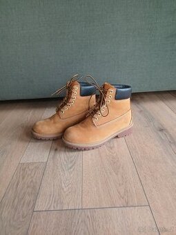 Zimní kožené boty Timberland vel. 37