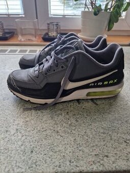 Panske sportovni boty zn. Nike