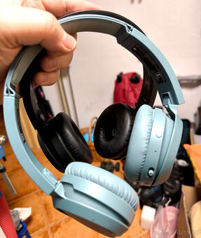 Bezdrátová sluchátka Philips TAH4205 – Prodám 2ks