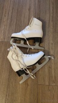 Dívčí brusle vel. 35