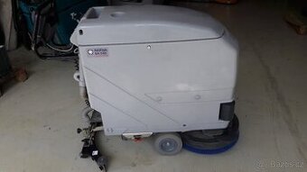 Podlahový mycí stroj Nilfisk BA 530S s vl. pojezdem