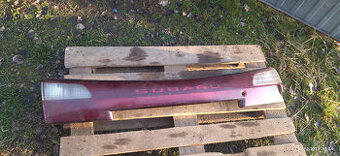 Zadní světlo subaru legacy bh.