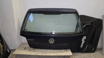 Volkswagen Golf 4 dveře kufru