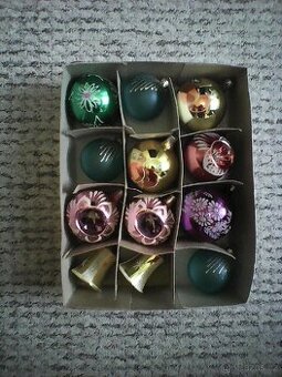 Staré skleněné ozdoby 4