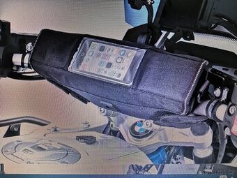 Taška na řídítka motocyklů