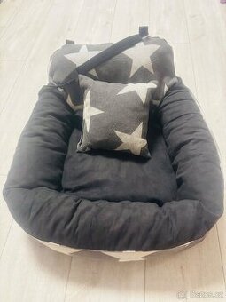 Autosedačka pro pejska