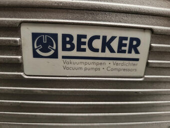 Vyvěva Becker T 4 40 DSK, rok 2001 – plně funkční