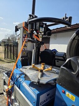 Vybavení do autoservisu a pneuservisu