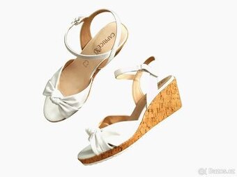 dámské kožené sandály Caprice vel.41