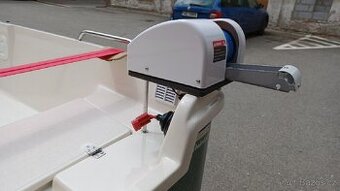 Lodní naviják, vrátek na kotvu