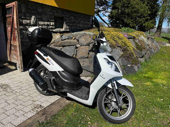 Skutr Benelli Caffenero 124